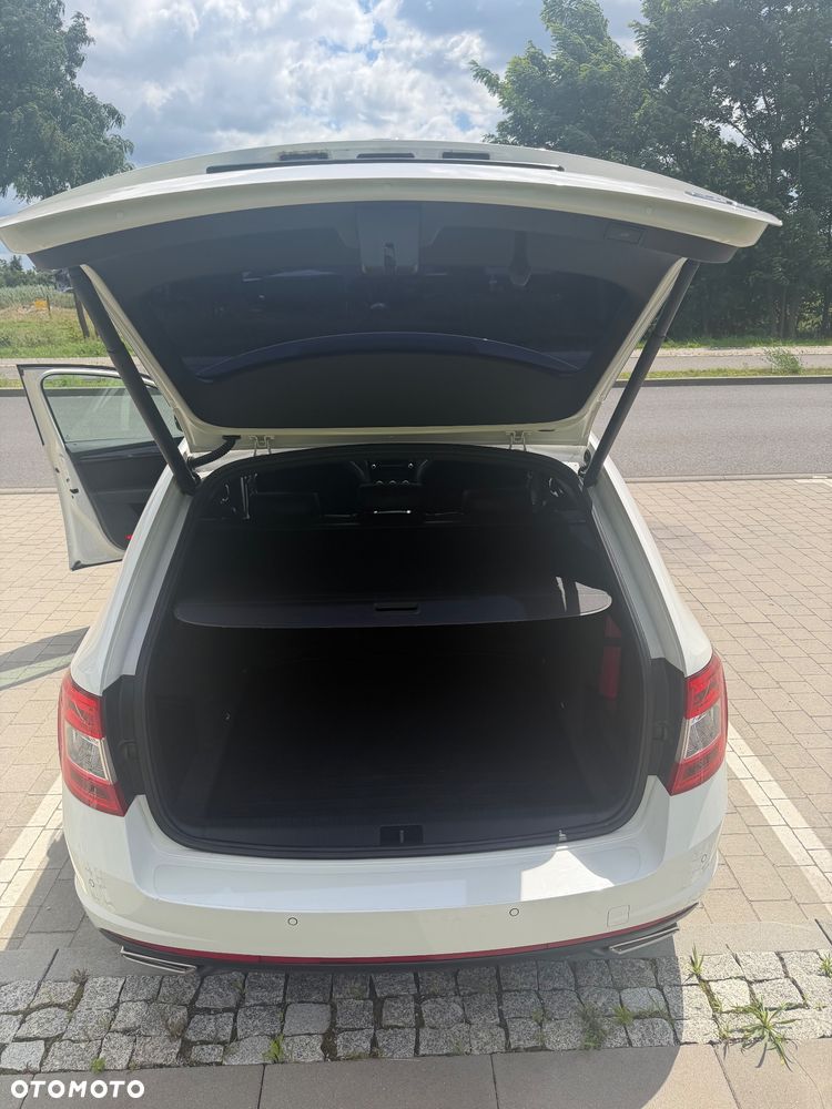 Skoda Octavia 2.0 TDI RS DSG - 3