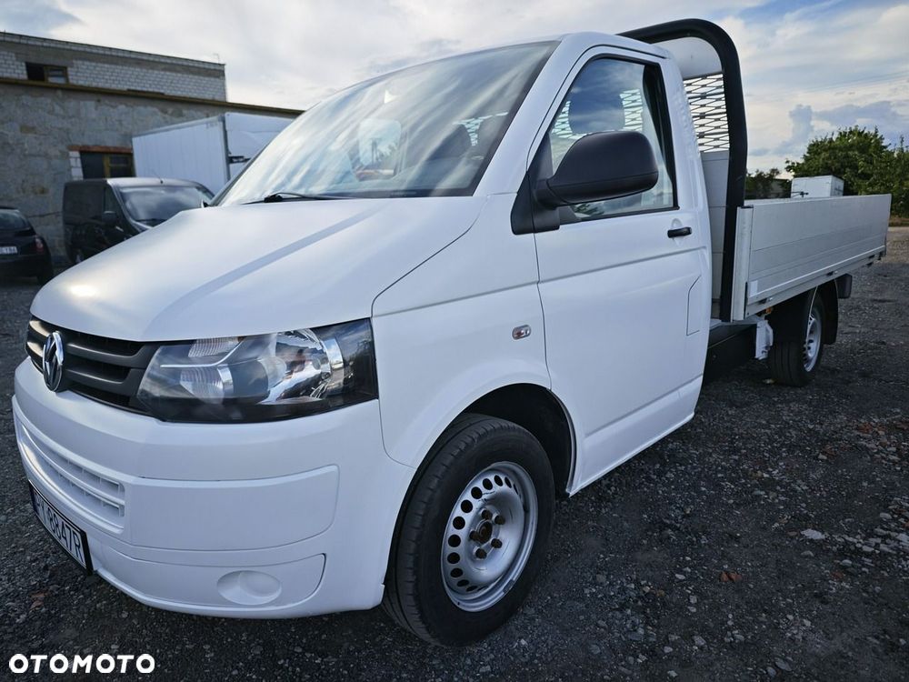 Volkswagen Transporter - 1
