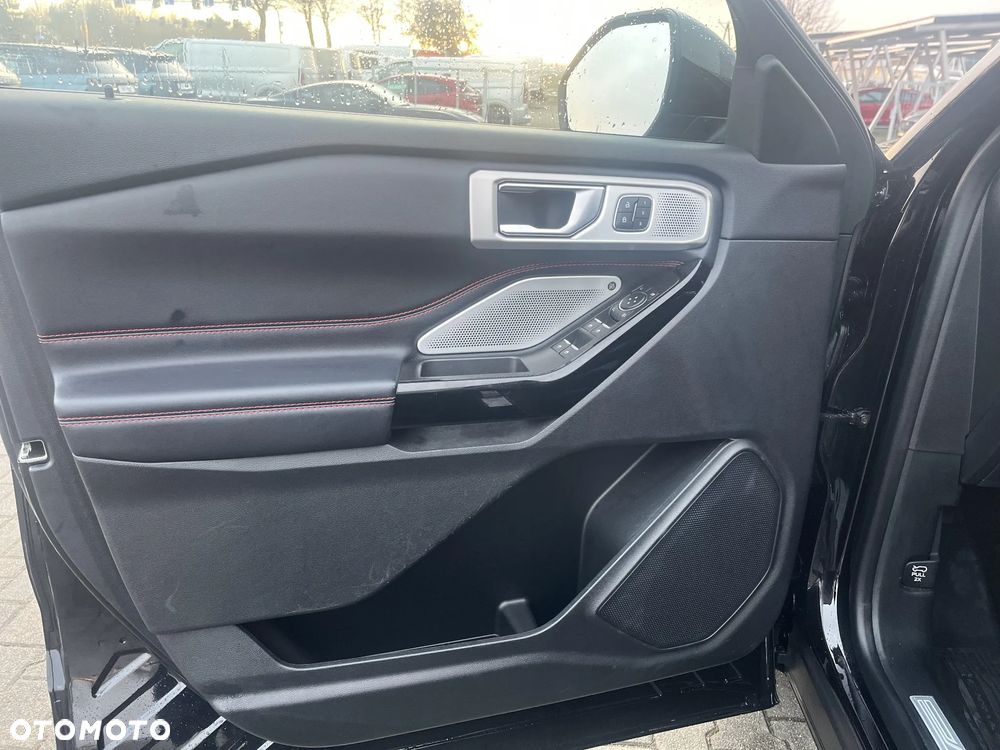 Ford Explorer 3.0 EcoBoost PHEV 4WD ST-Line - 12