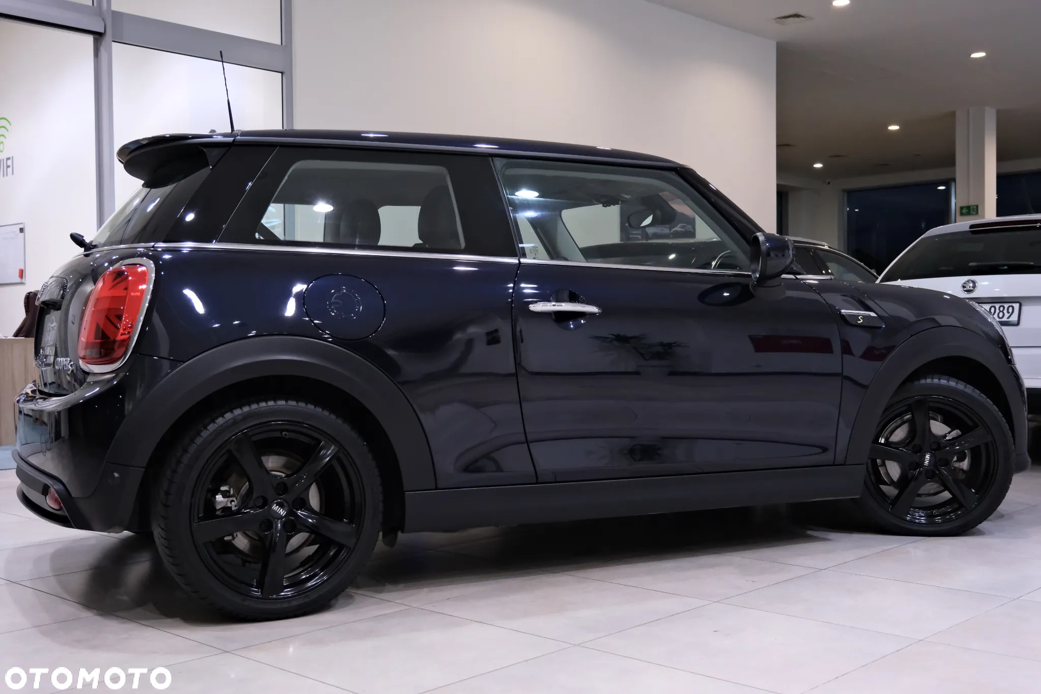 MINI Cooper SE - 16