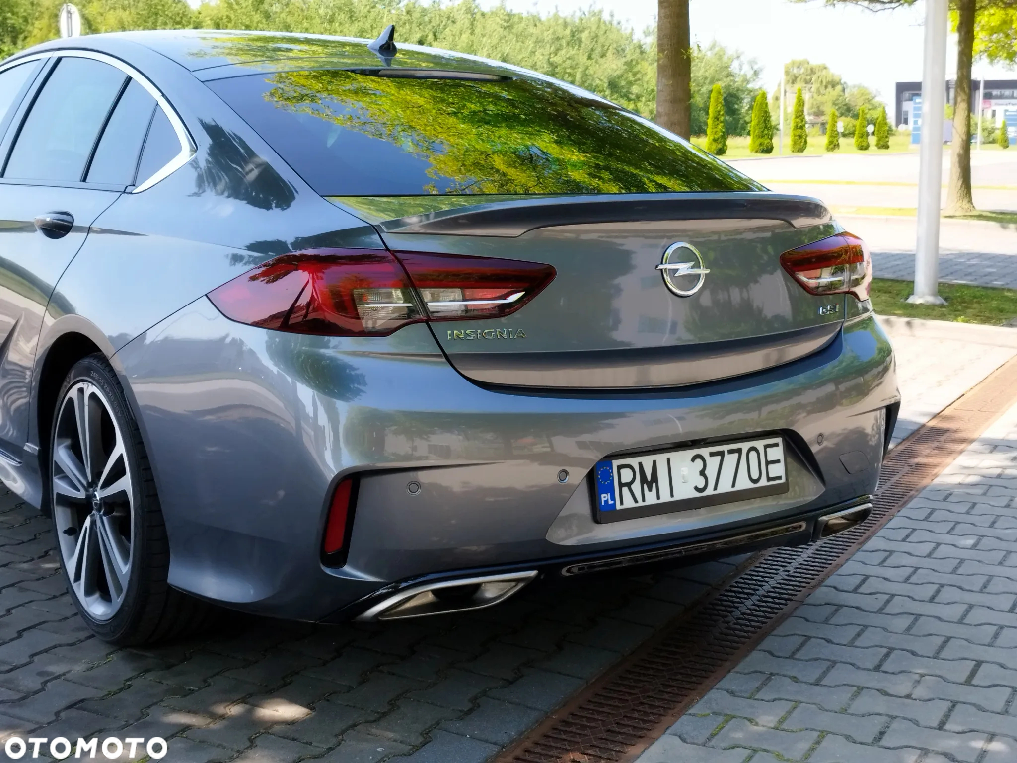 Opel Insignia 2.0 CDTI 4x4 GSi S&S - 9