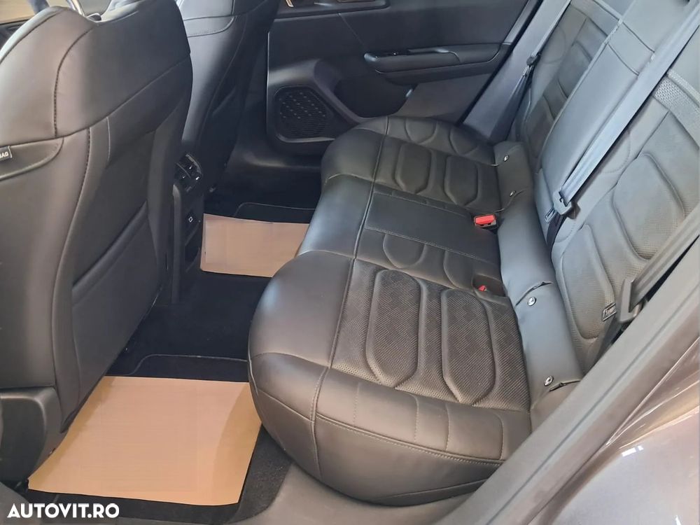 Citroën C5 1.6 PHeV 225 EAT8 Shine - 8