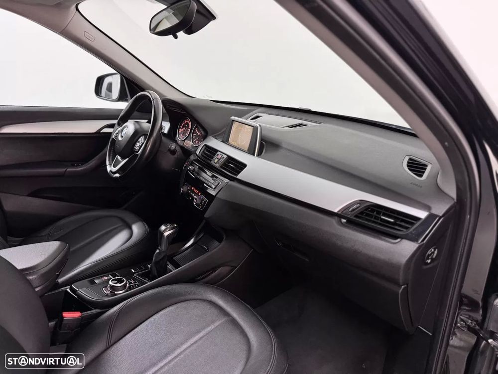 BMW X1 18 d sDrive Auto xLine - 50