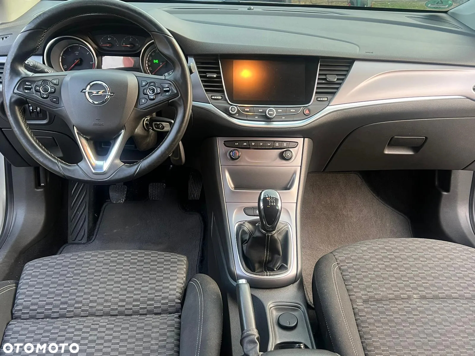 Opel Astra IV 1.6 CDTI Sport - 10