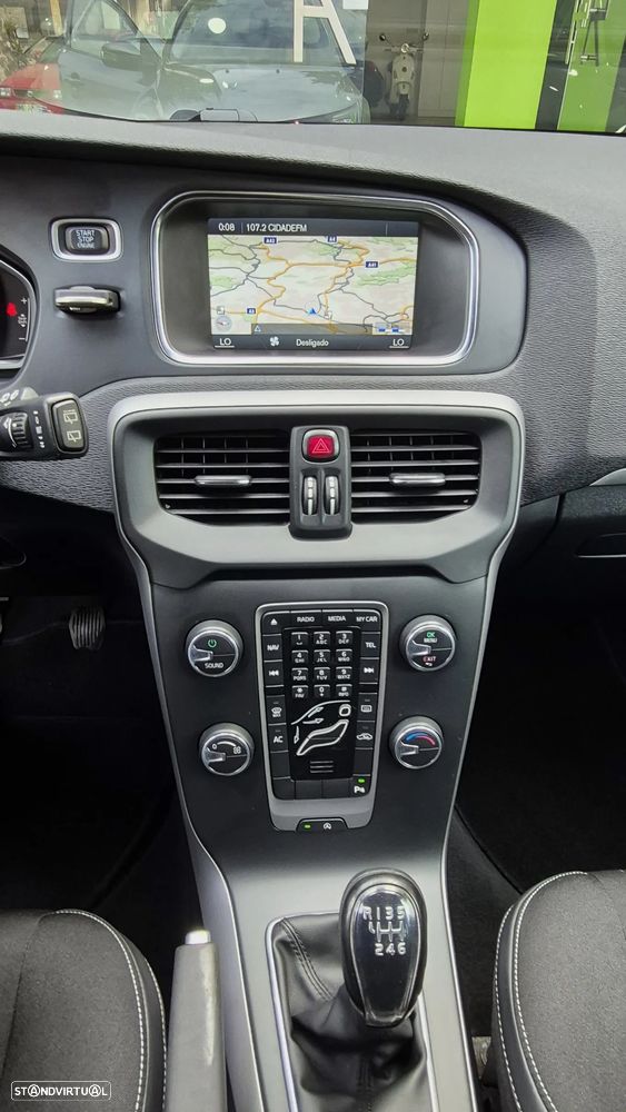 Volvo V40 1.6 D2 Eco Kinetic - 9