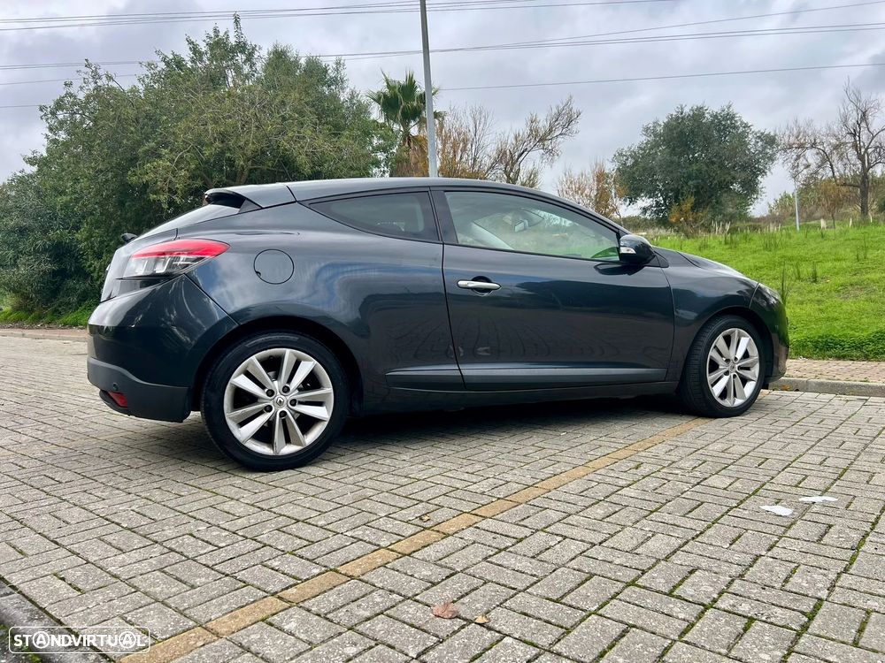 Renault Mégane Coupe 1.5 dCi Dynamique - 2