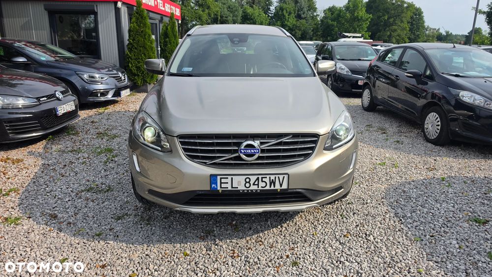 Volvo XC 60 D4 Drive-E Ocean Race - 11