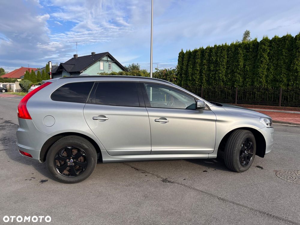 Volvo XC 60 D4 Drive-E Momentum - 9