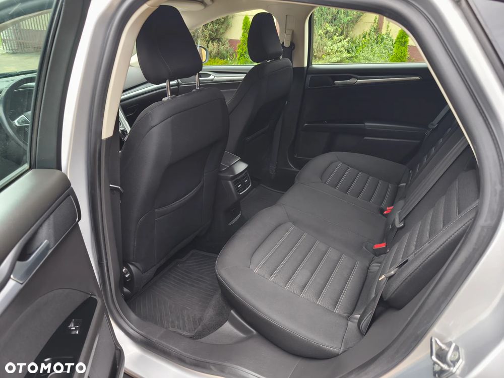Ford Mondeo - 14