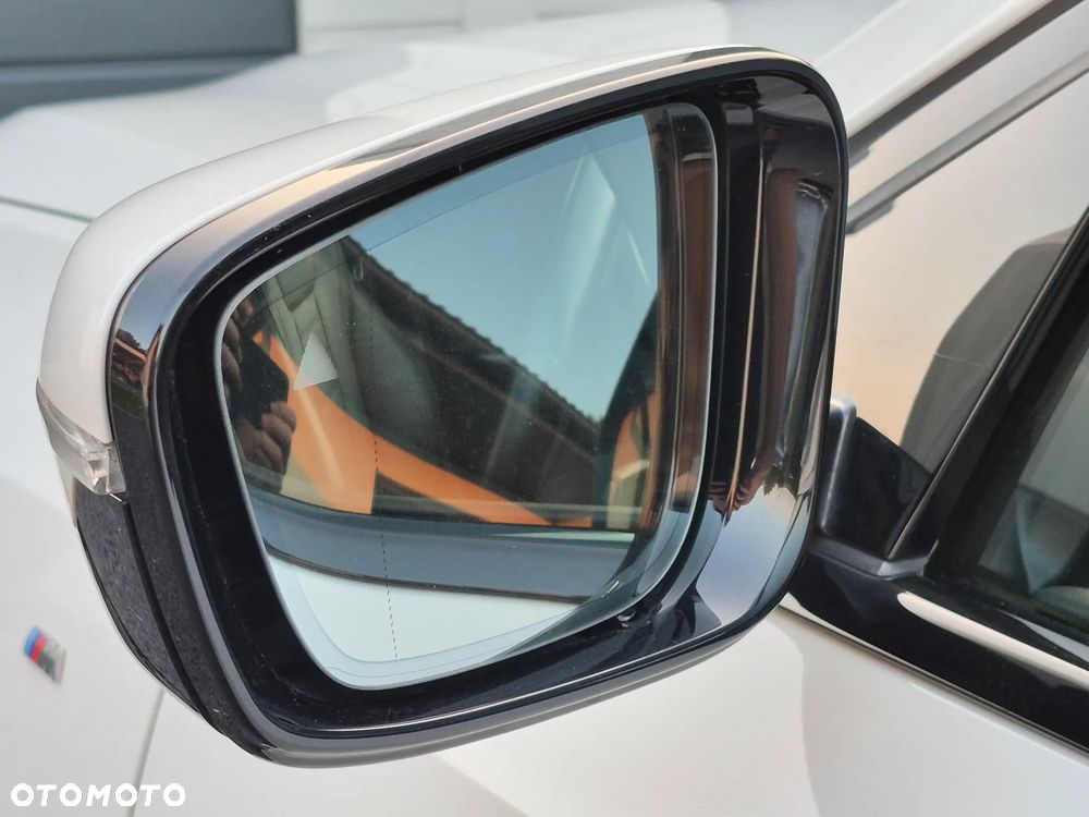 BMW Seria 3 318d MHEV - 35