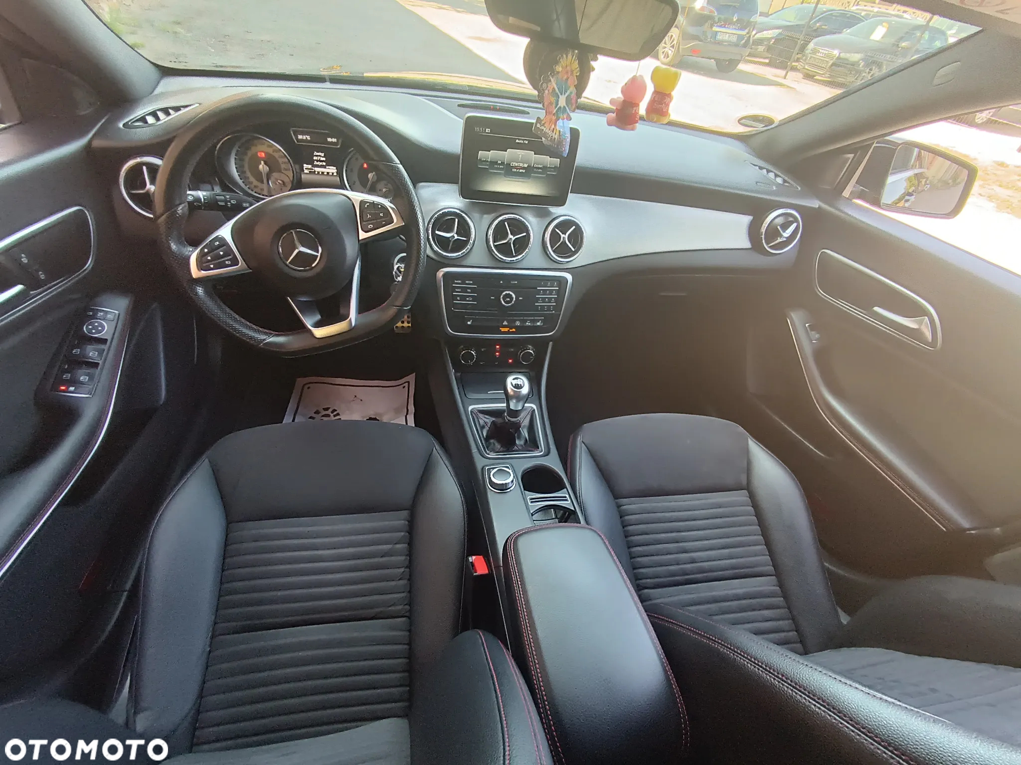 Mercedes-Benz CLA 200 AMG Line - 14
