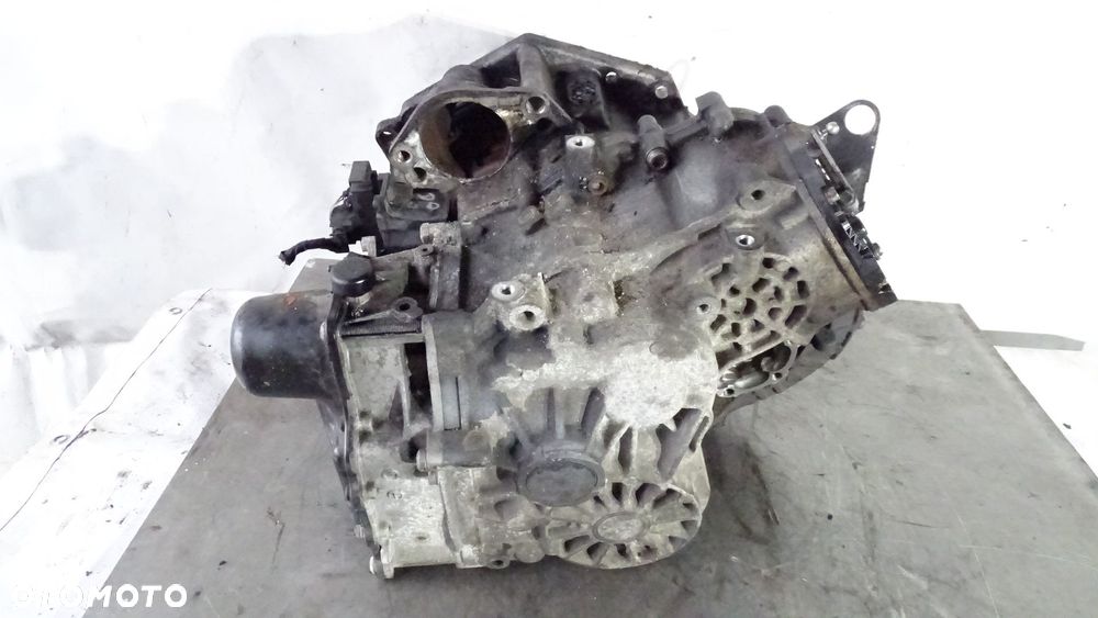 SKRZYNIA BIEGÓW AUTOMAT MGJ DSG VOLKSWAGEN TOURAN 1.9TDI - 3