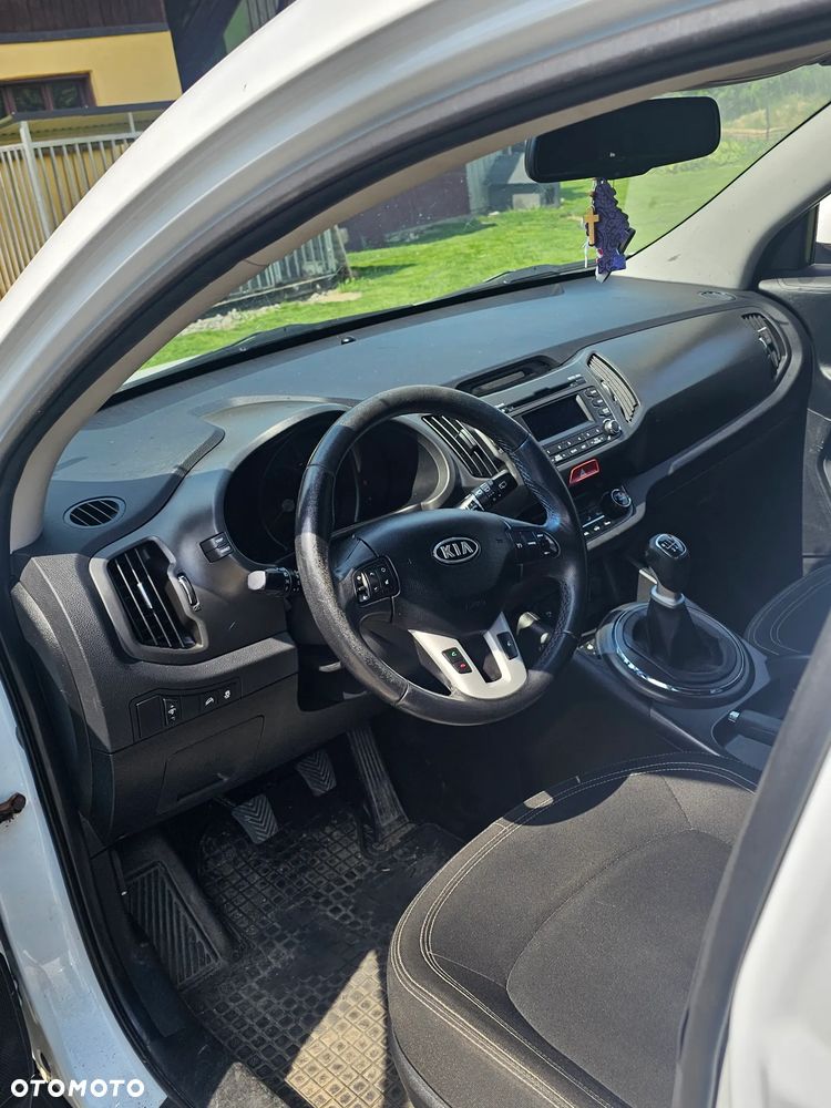 Kia Sportage 1.7 CRDI 2WD Attract - 4