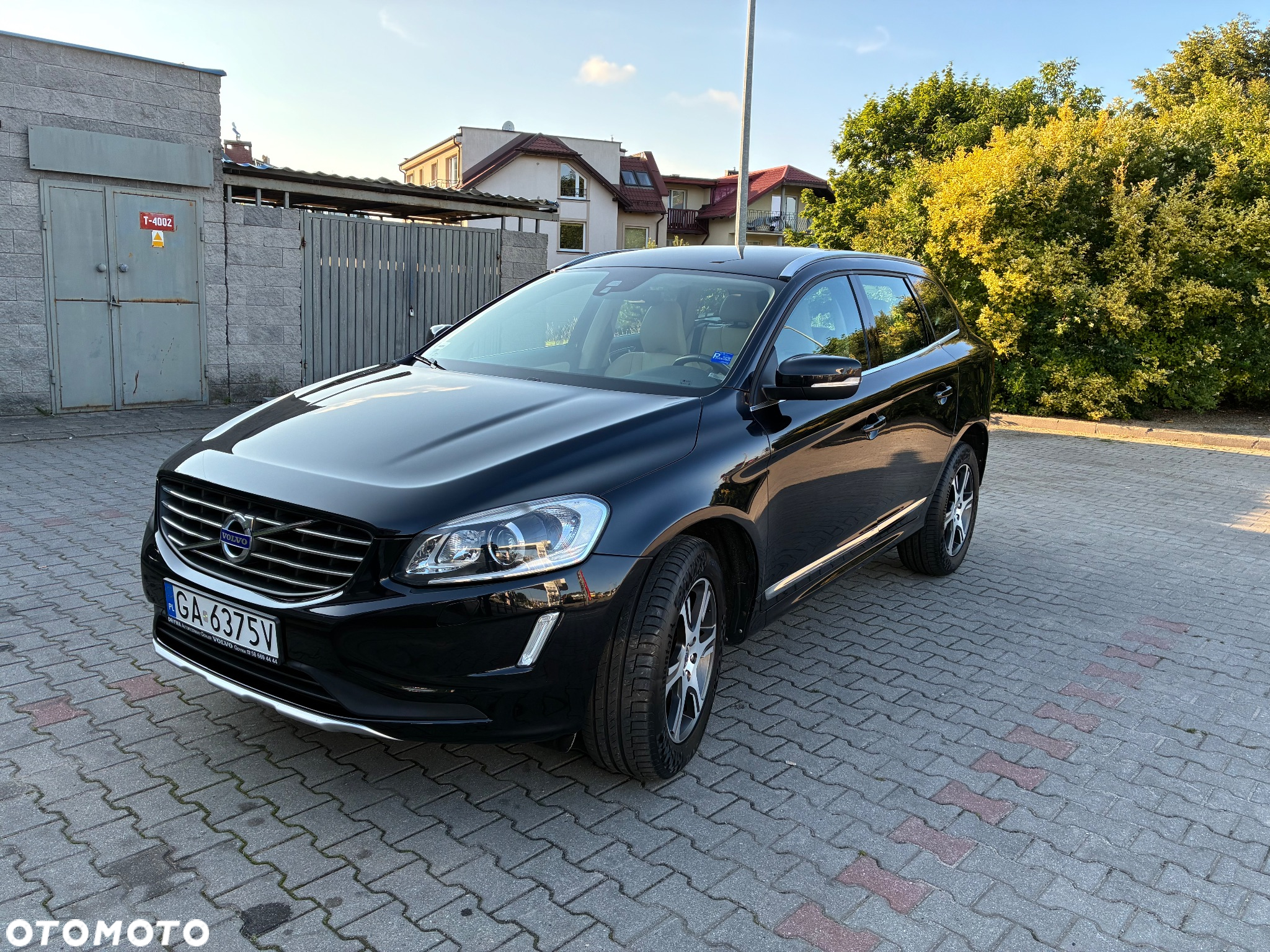 Volvo XC 60 D5 AWD Summum - 4