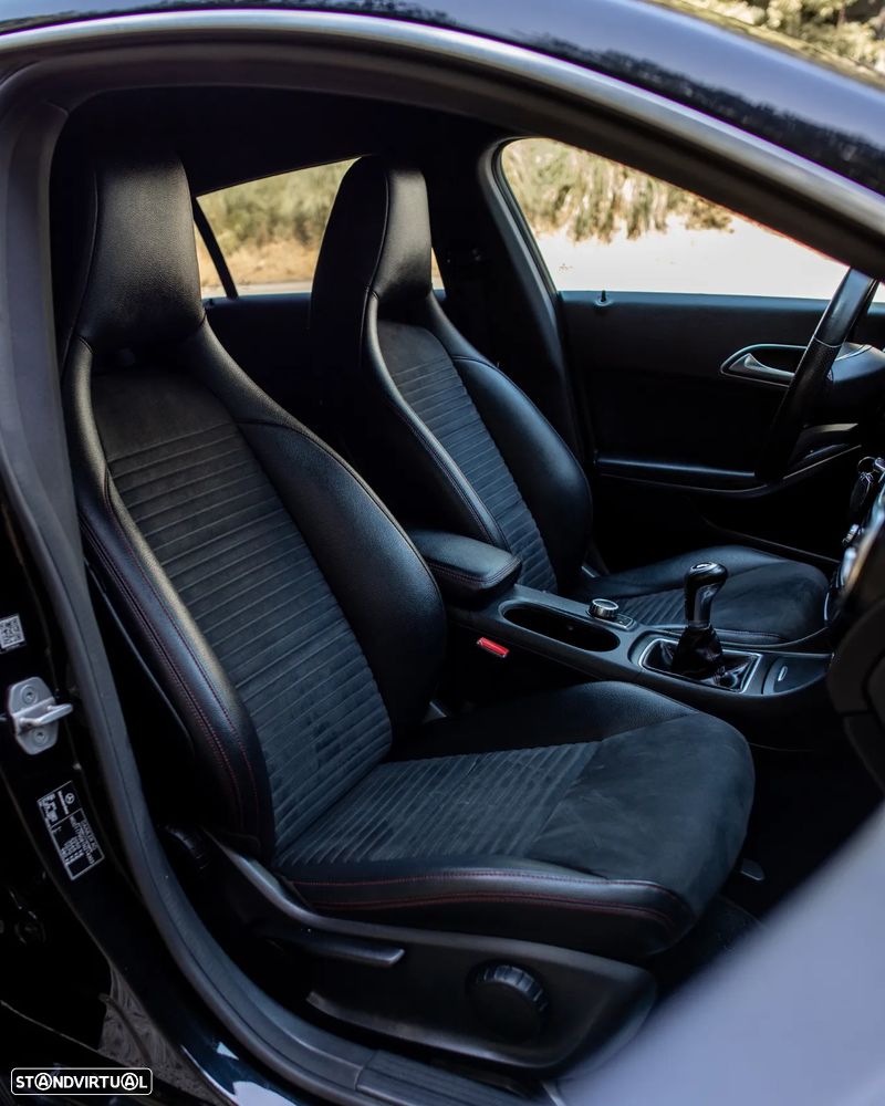 Mercedes-Benz CLA 180 d Shooting Brake AMG Line - 8