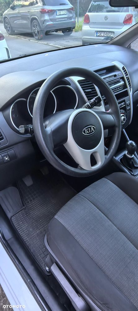 Kia Venga 1.4 S - 3