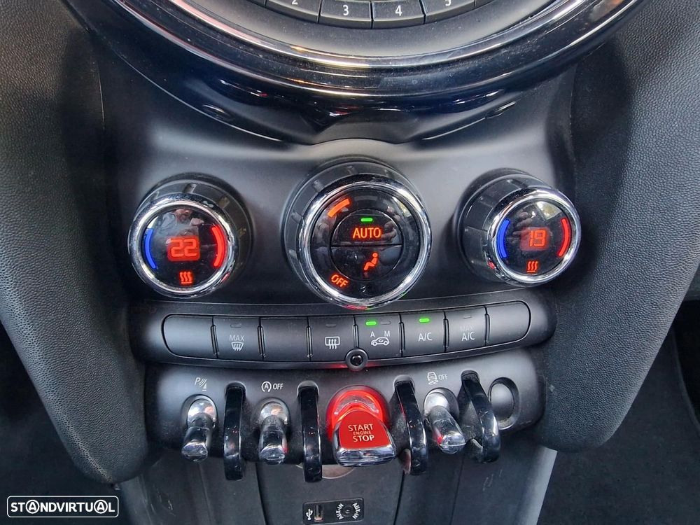 MINI 3 Portas Cooper D - 26