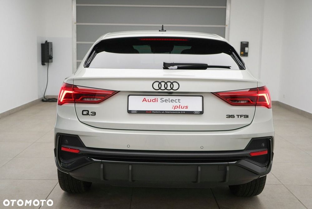 Audi Q3 Sportback - 3