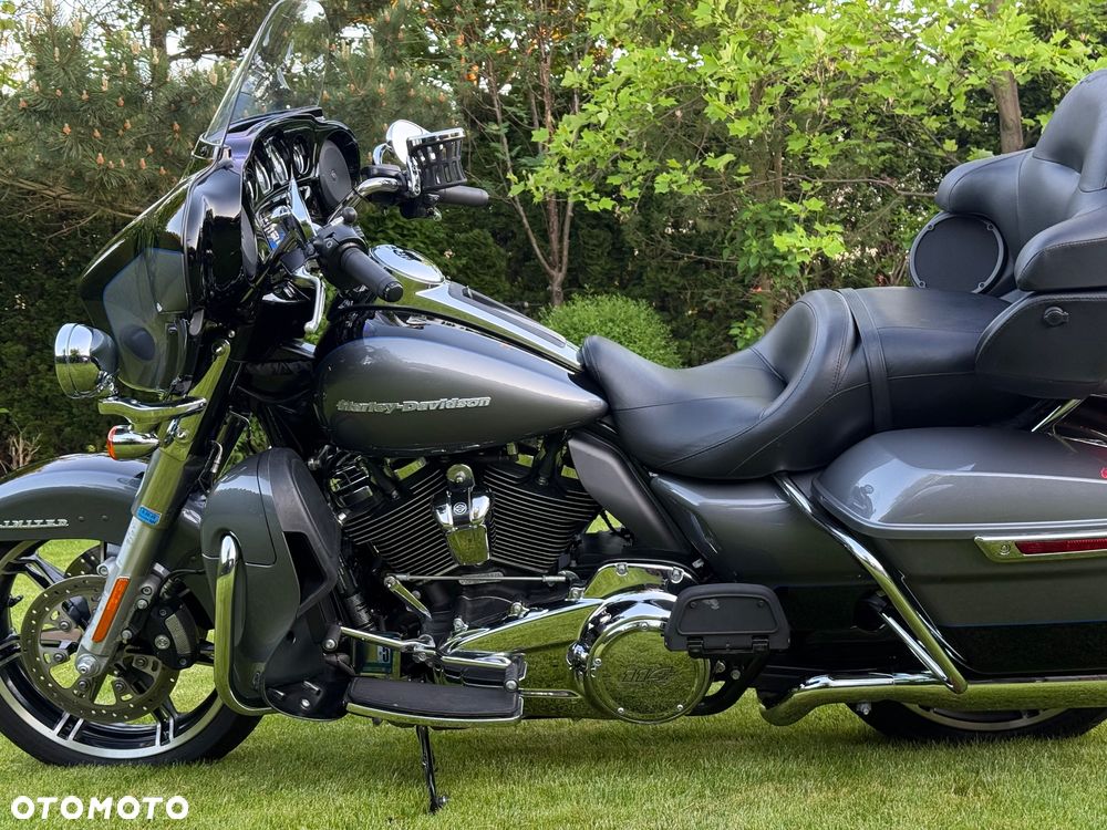 Harley-Davidson Touring Ultra Limited - 4