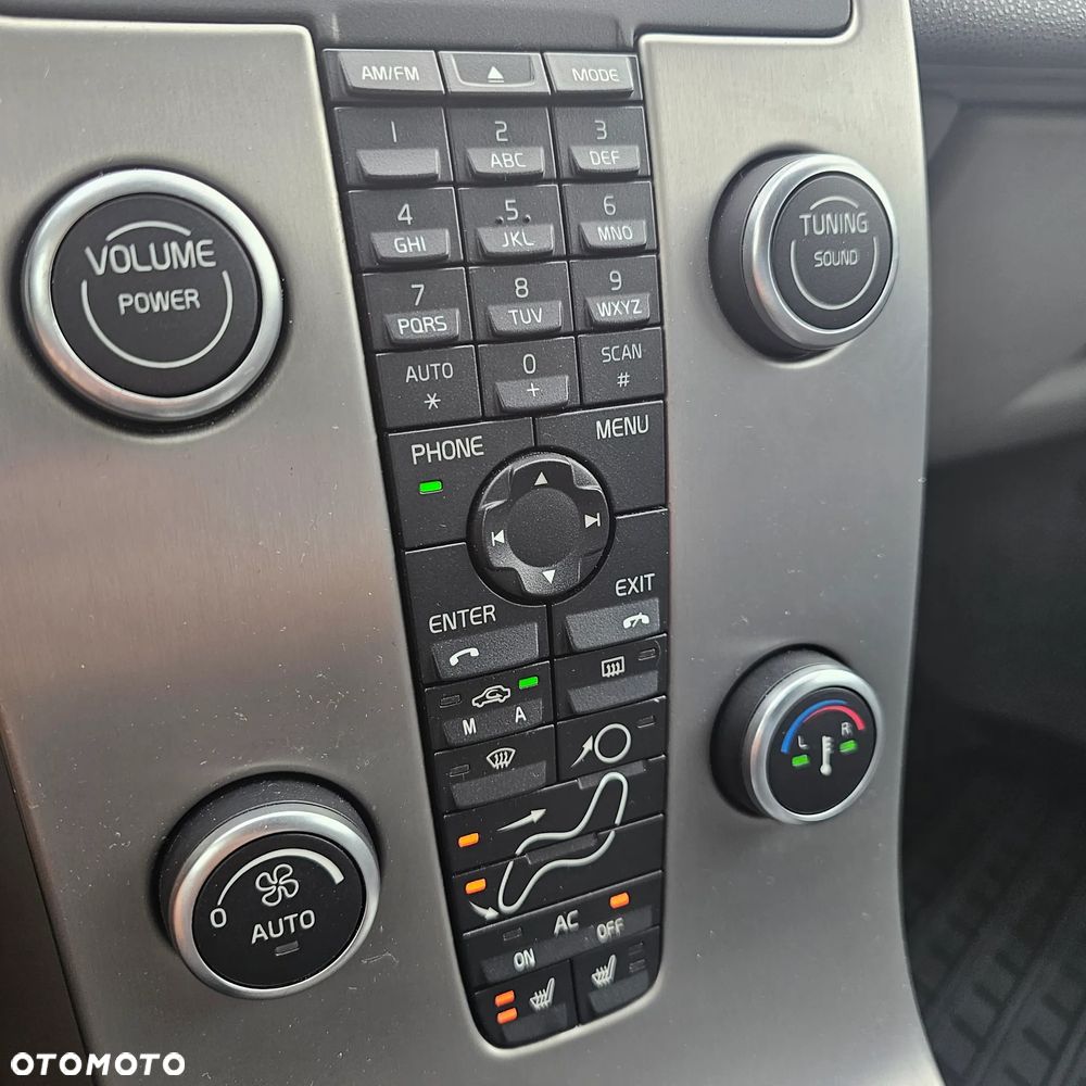 Volvo V50 - 24