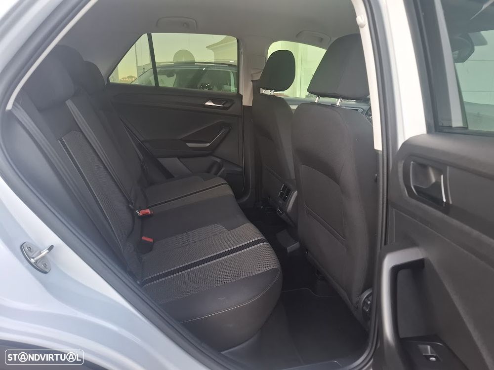 VW T-Roc 1.0 TSI Style - 37