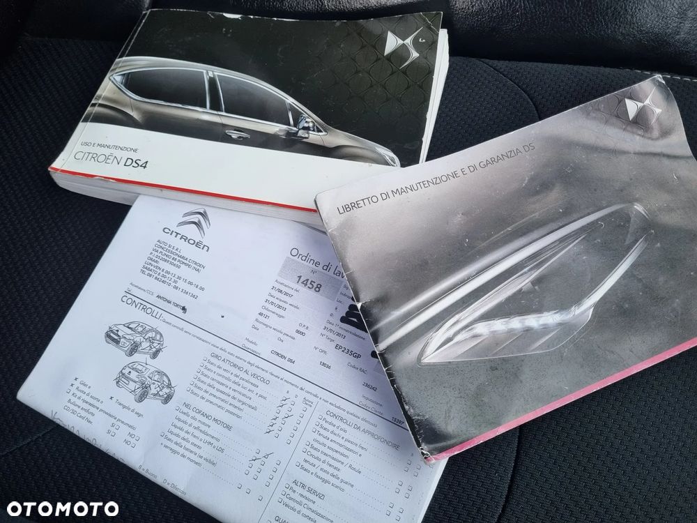 Citroën DS4 1.6 e-HDi SoChic MCP - 16