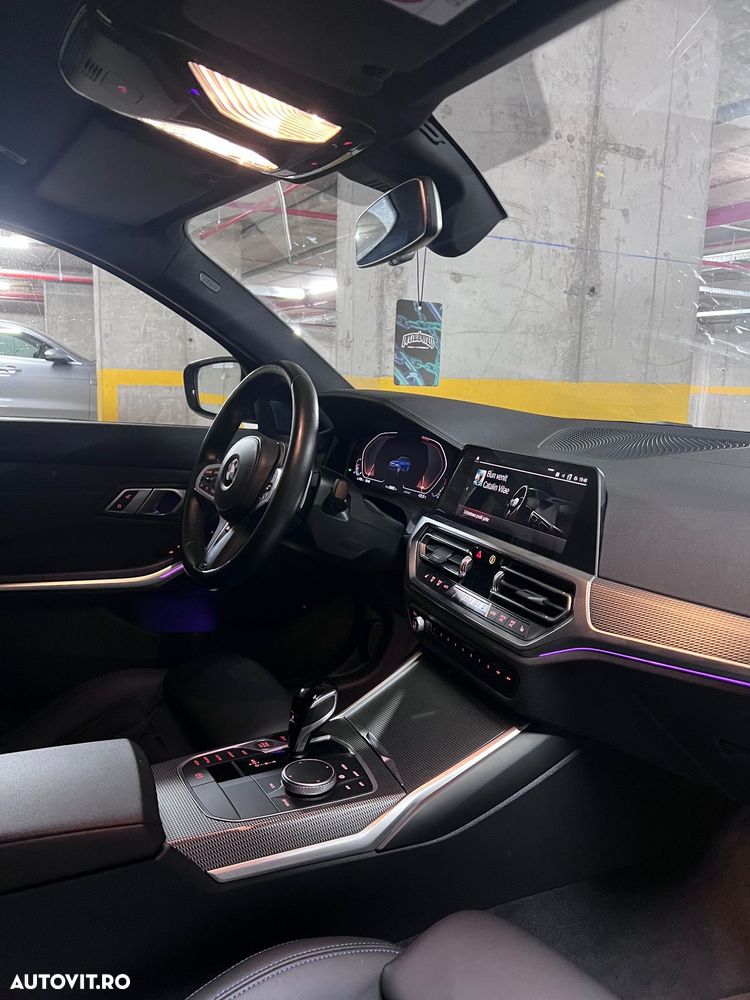 BMW Seria 3 330i xDrive AT - 8