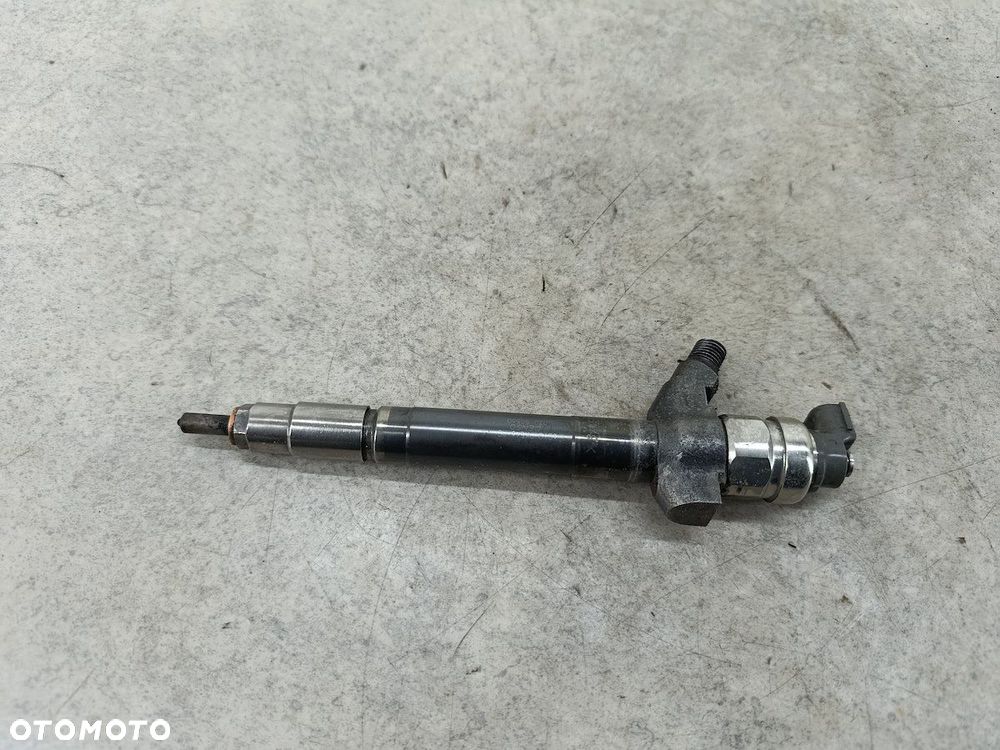 WTRYSKIWACZ PEUGEOT BOXER II 6C1Q-9K546-AC DENSO 2.2 HDI - 5