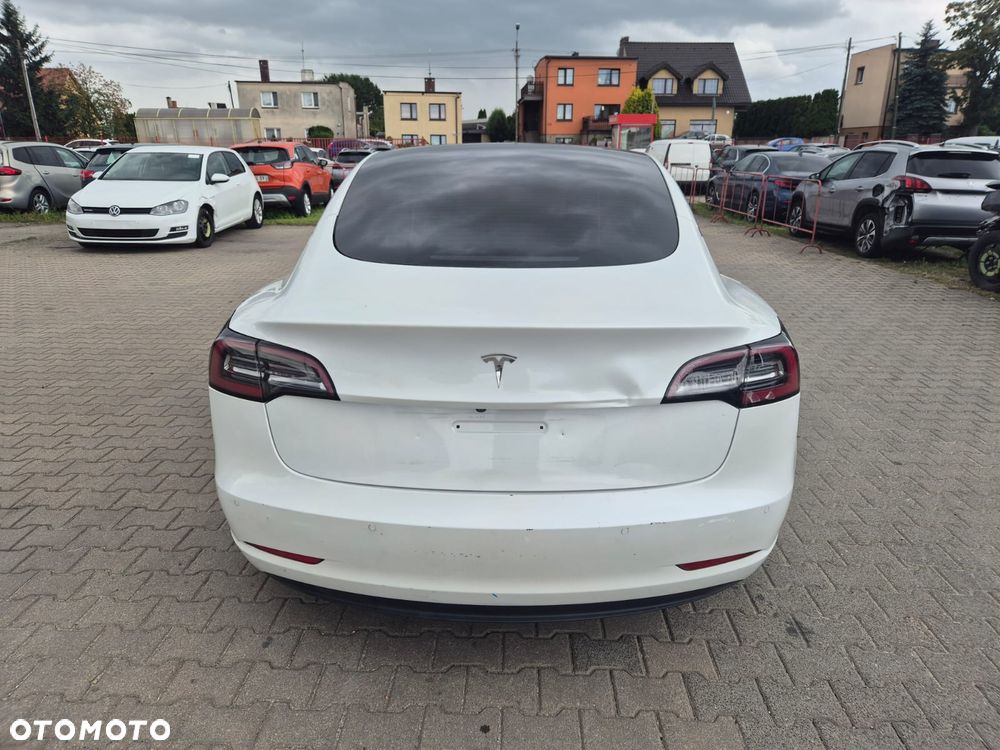 Tesla Model 3 RWD Hinterradantrieb - 4