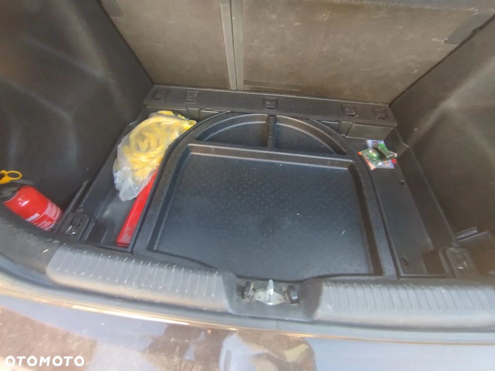 Hyundai i30 1.4 BlueDrive Classic - 17
