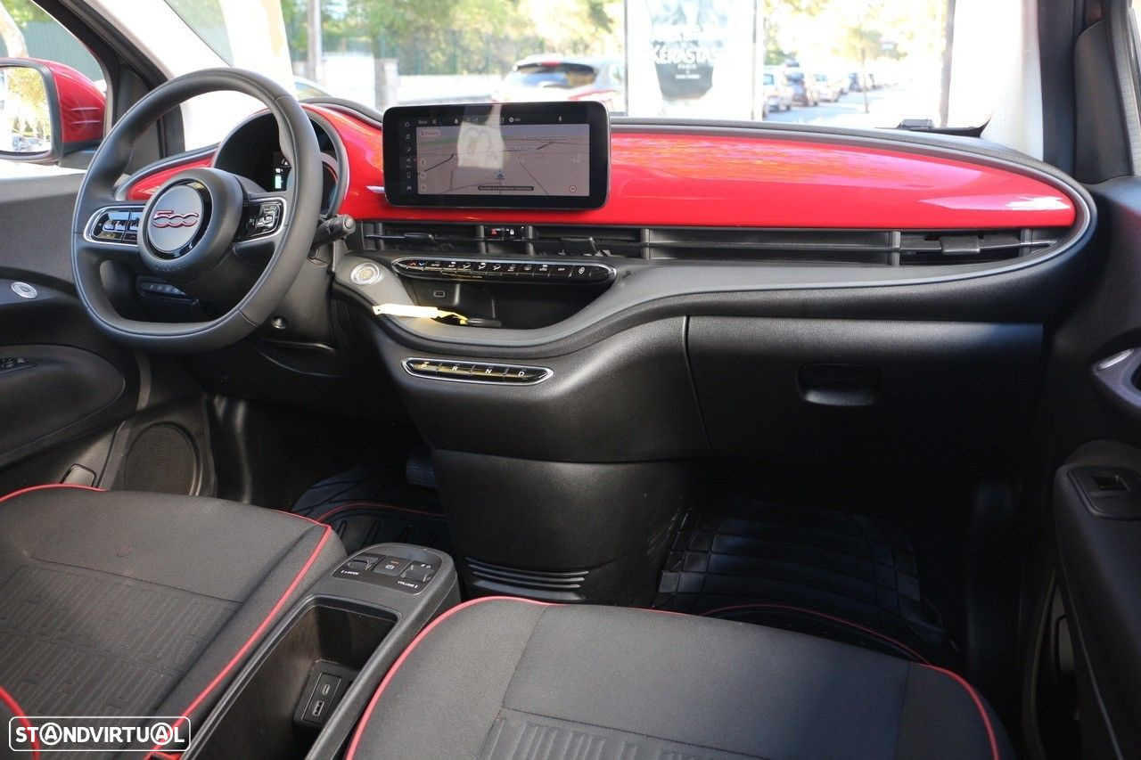 Fiat 500e C - 13