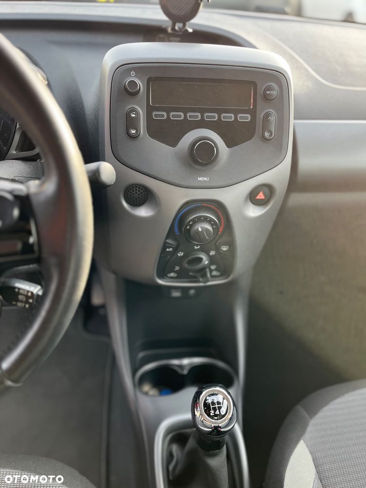 Toyota Aygo 1.0 VVT-i Color Edition - 11