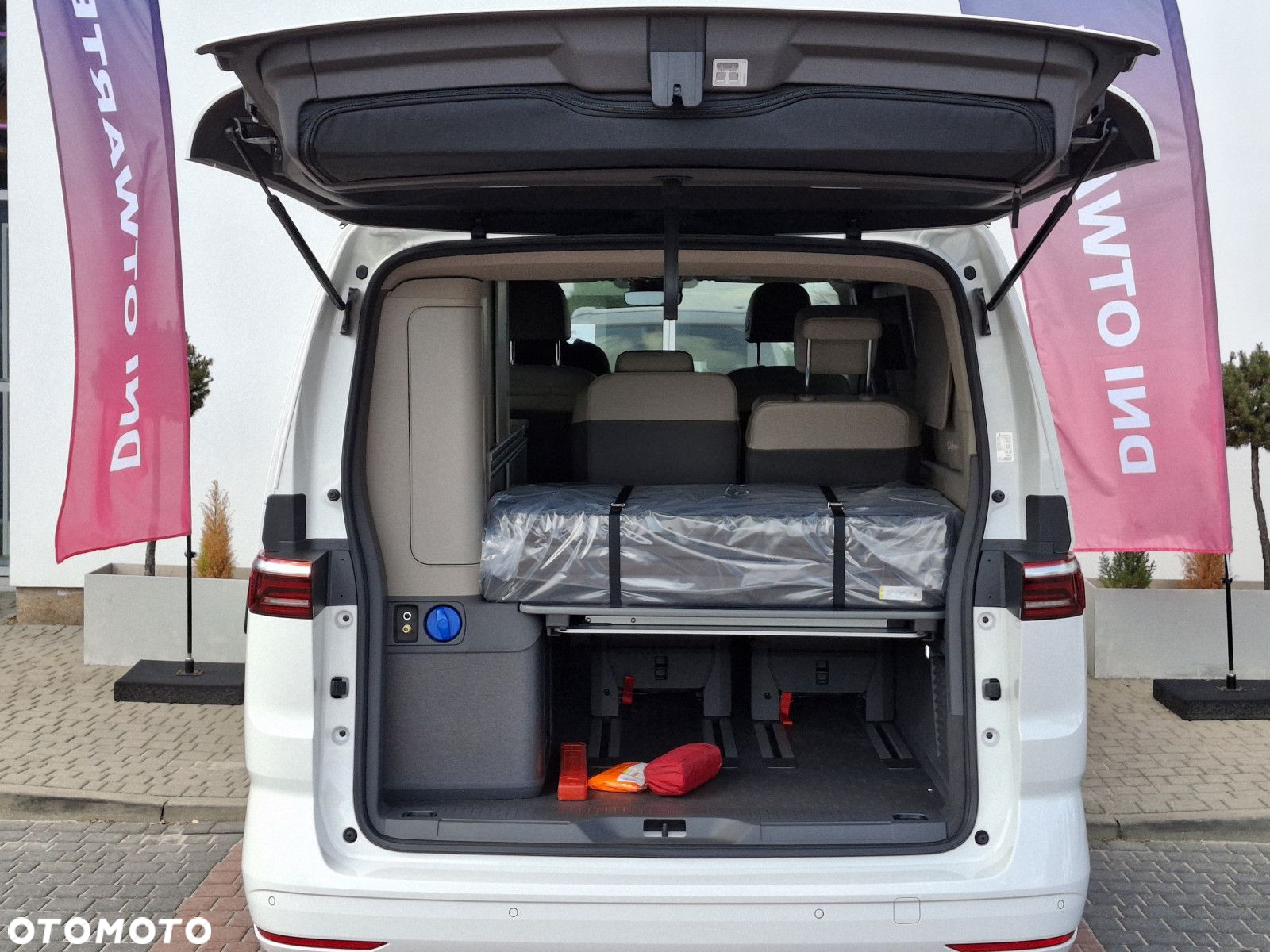 Volkswagen California - 13