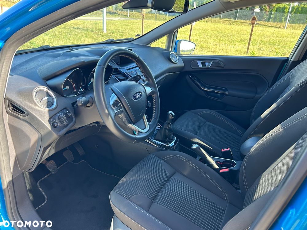 Ford Fiesta 1.0 EcoBoost S&S TITANIUM - 13