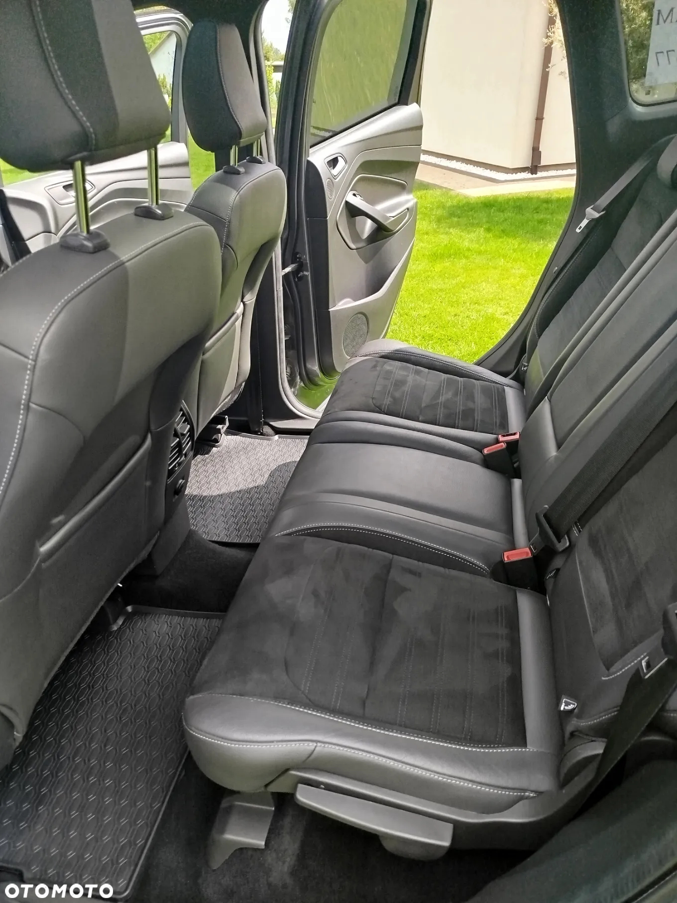 Ford Kuga 1.5 EcoBoost 4x4 ST-Line - 11