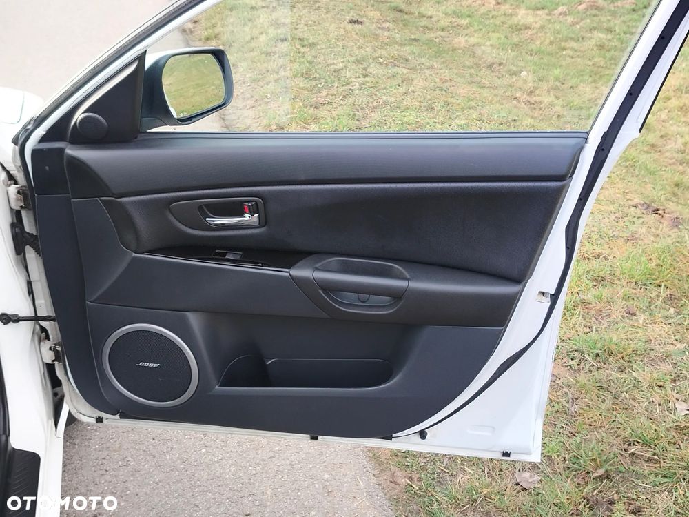 Mazda 3 1.6 Sport Exclusive - 22