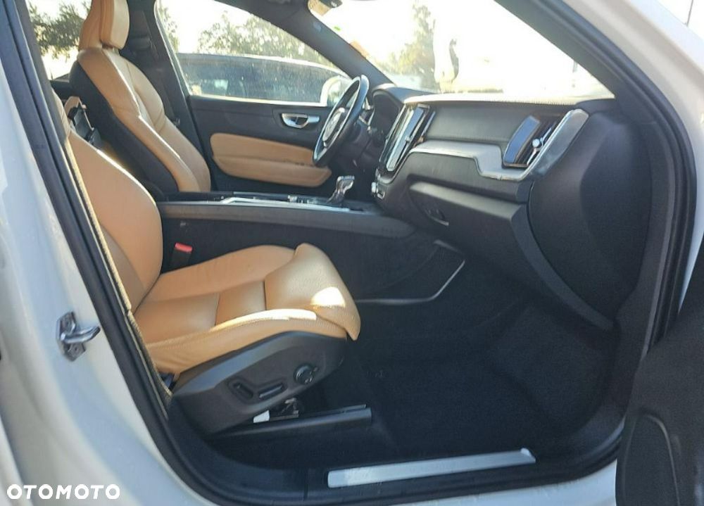 Volvo XC 60 T5 AWD Inscription - 9