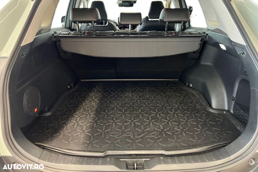 TOYOTA RAV4 2023 — imagine 23