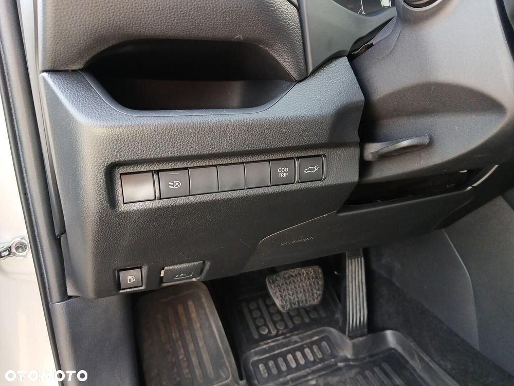 Toyota RAV4 - 24