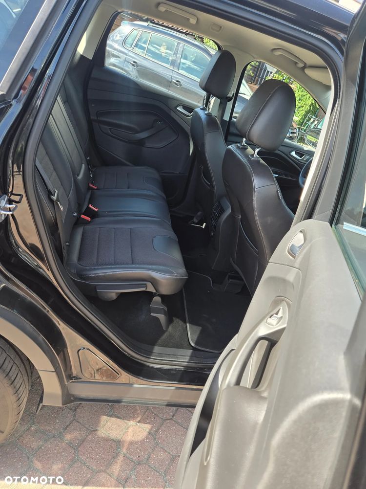 Ford Kuga 2.0 TDCi 4x4 Titanium - 11