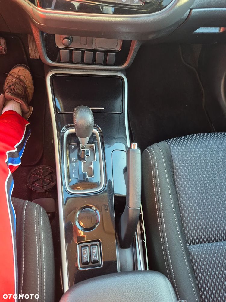 Mitsubishi Outlander 2.0 2WD CVT Active+ - 20