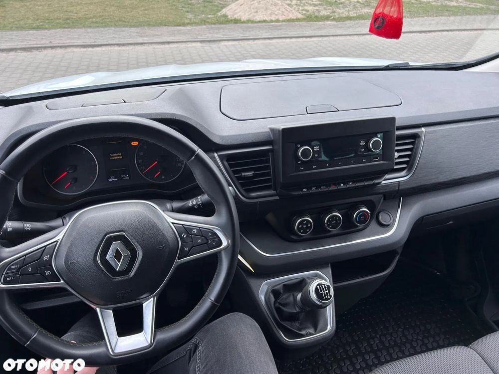 Renault Trafic - 6