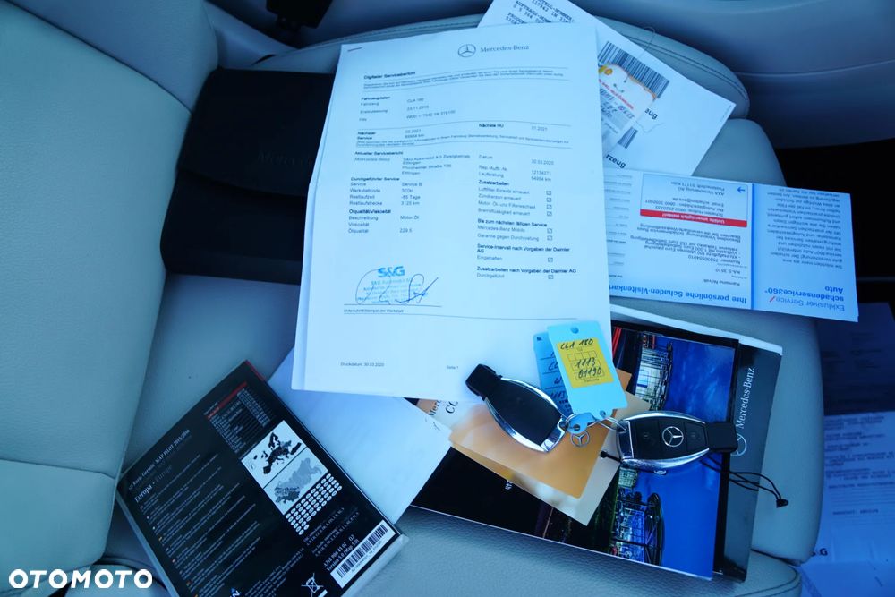 Mercedes-Benz CLA 180 7G-DCT UrbanStyle Edition - 26