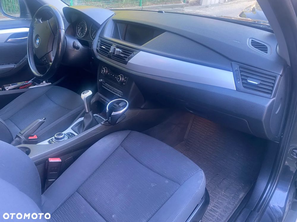 BMW X1 xDrive20d - 8
