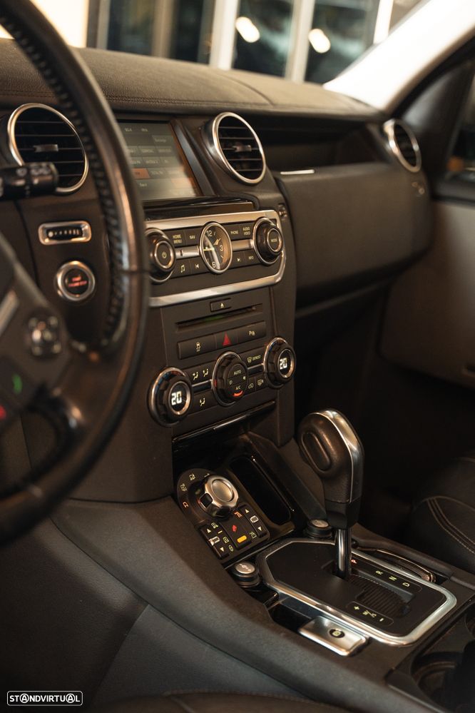 Land Rover Discovery TD V6 HSE - 9