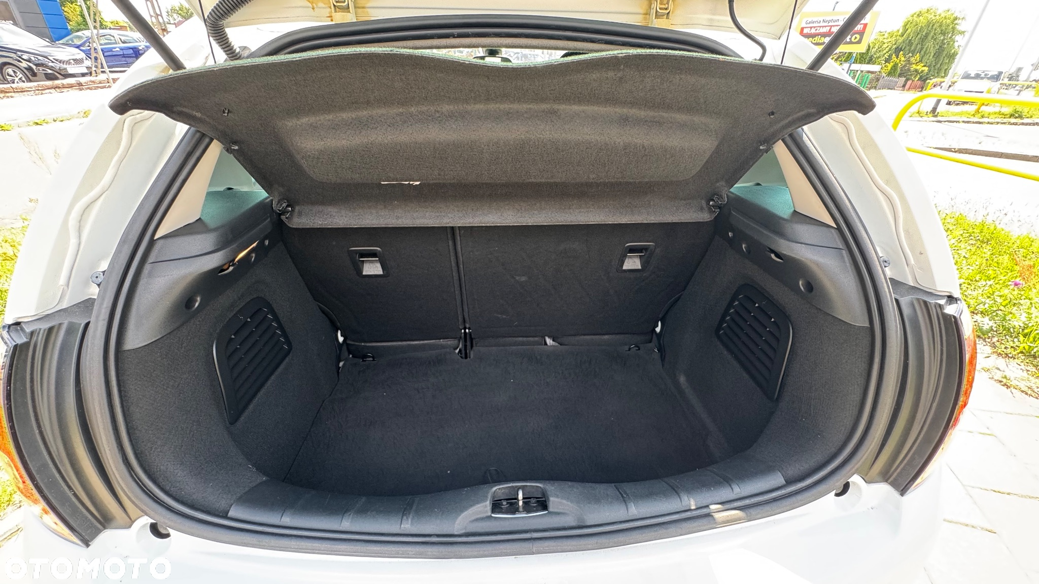 Citroën C3 1.2 PureTech Exclusive - 26