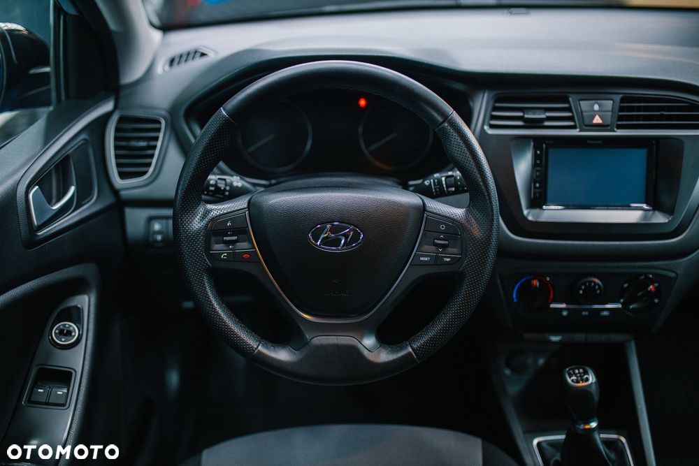 Hyundai i20 1.2 Fresh - 31