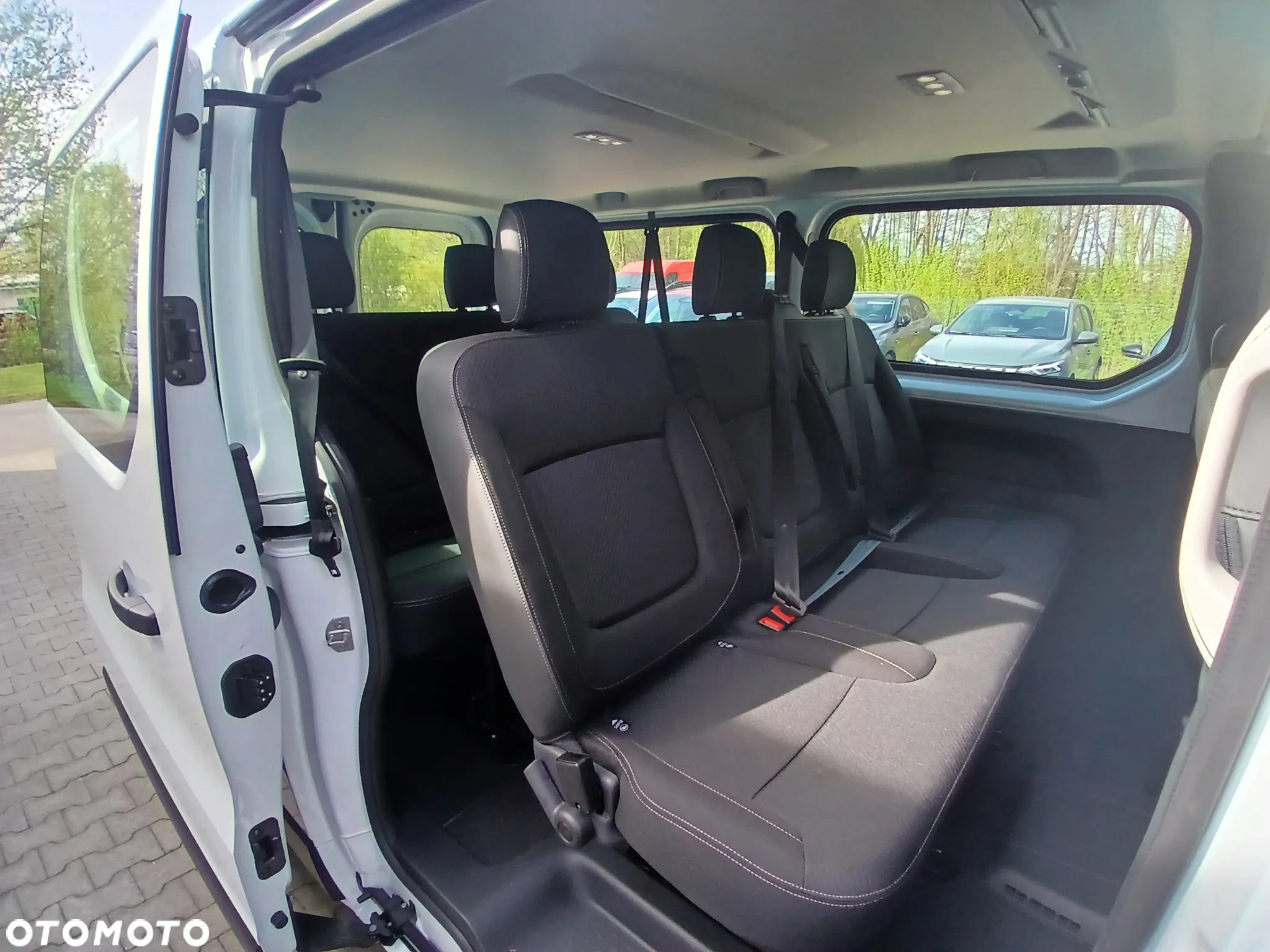 Renault Trafic Kombi 2.0 Blue dCi L2 Equilibre - 10
