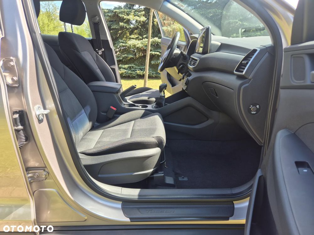 Hyundai Tucson 1.6 GDi 2WD Pure - 30