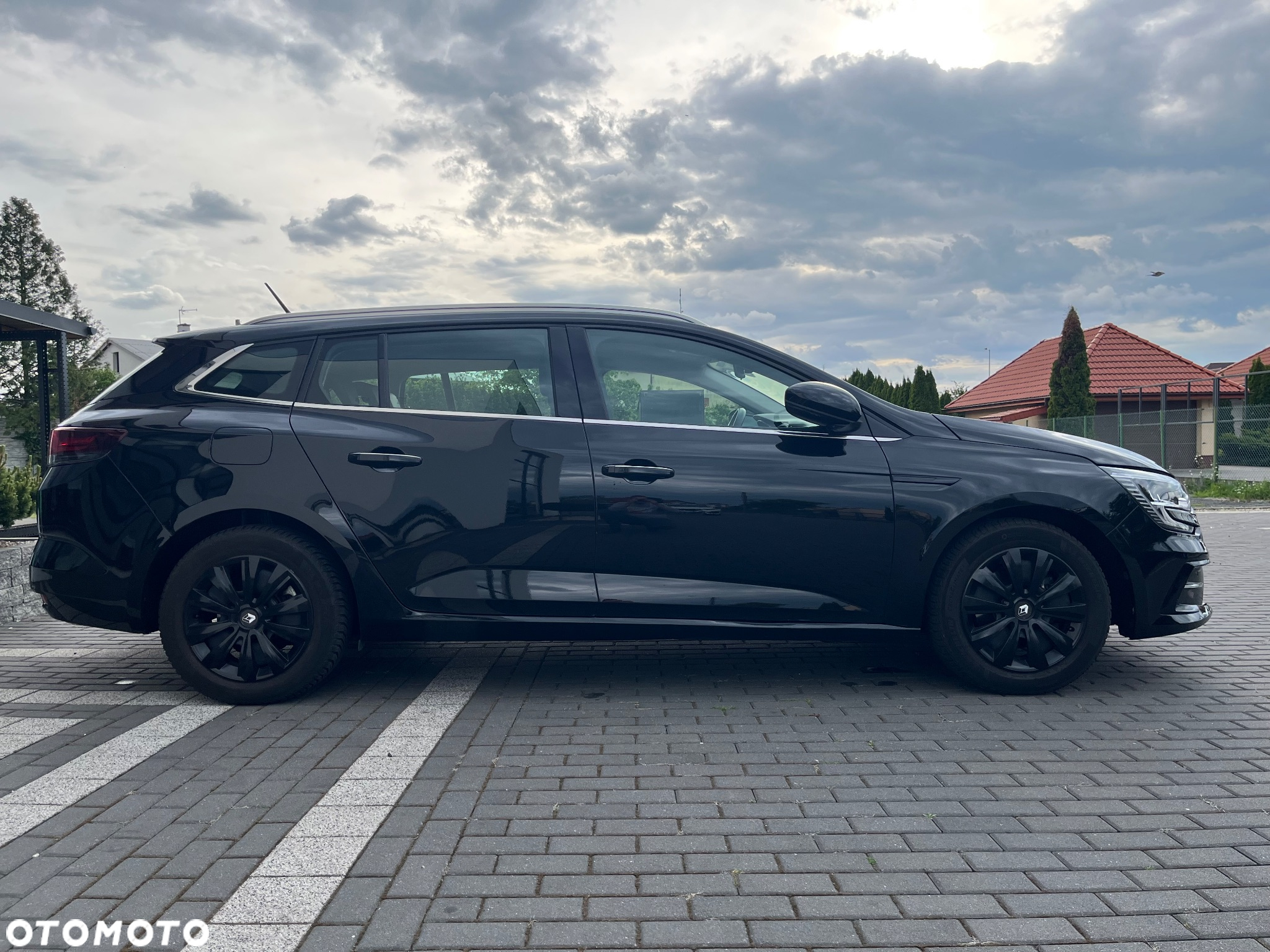 Renault Megane E-TECH Plug-in Hybrid 160 E-Tech engineered - 10